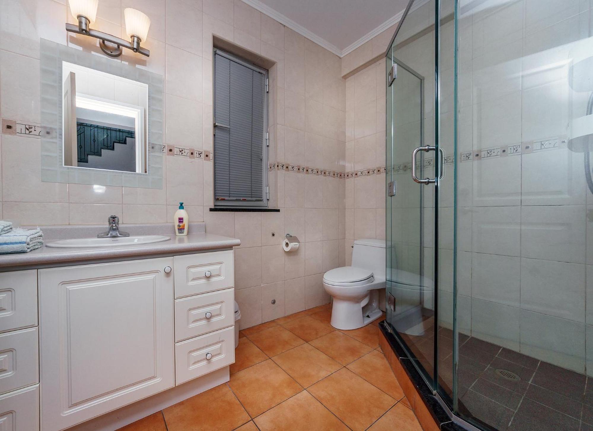מדלנה Rainbow Guest House מראה חיצוני תמונה